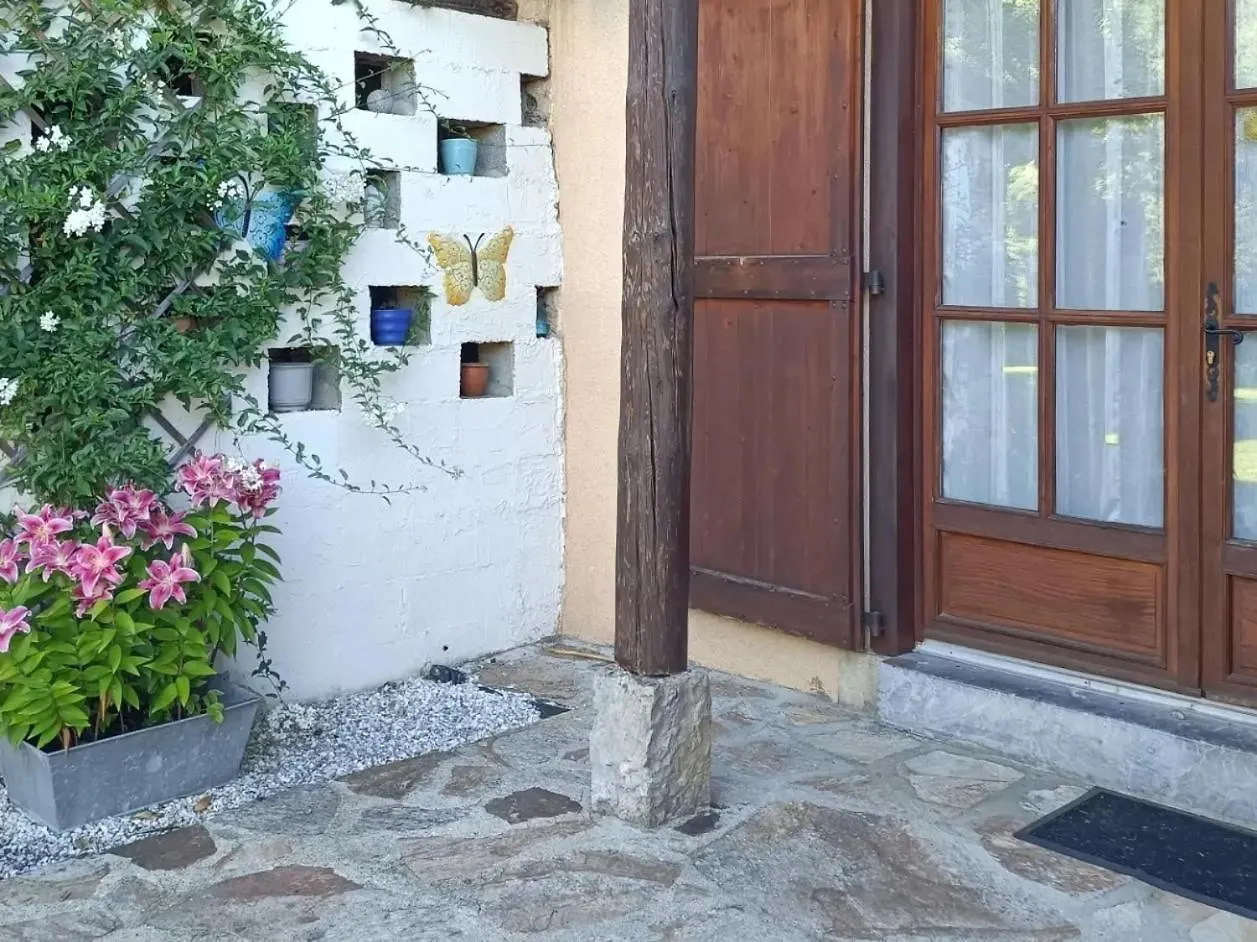 Holiday home Le Rouge Robin Villa Fougax-et-Barrineuf France